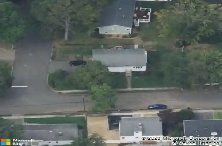 28 teak rd, dumont,  NJ 07628