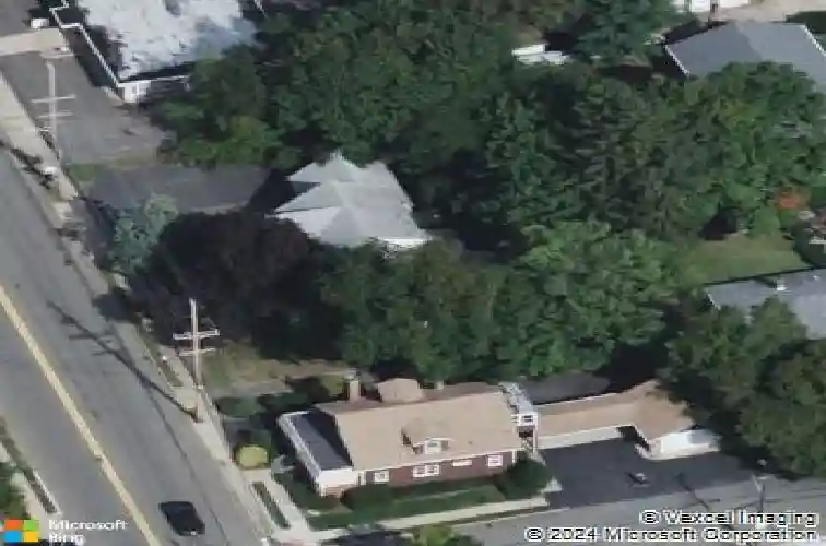 4-21 saddle river rd, fair lawn,  NJ 07410