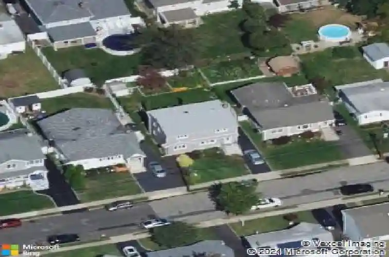 213 colonial ave, saddle brook,  NJ 07663