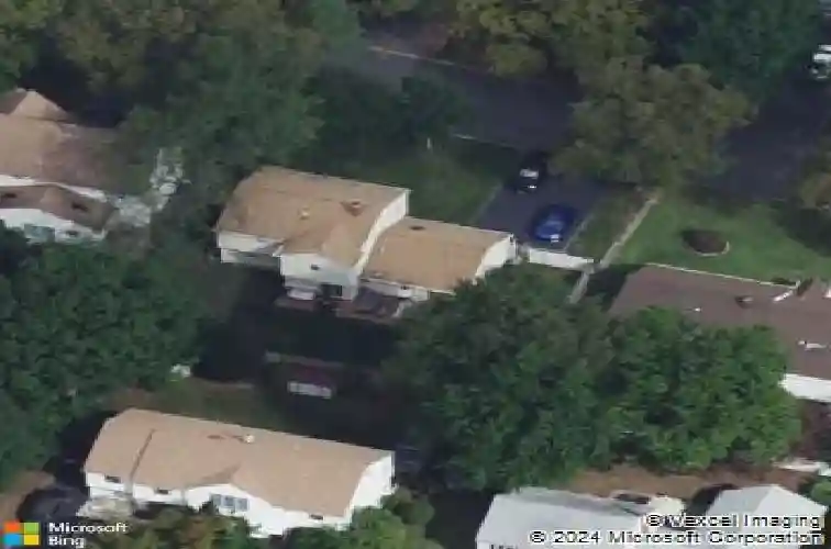 184 thomas dr, paramus,  NJ 07652