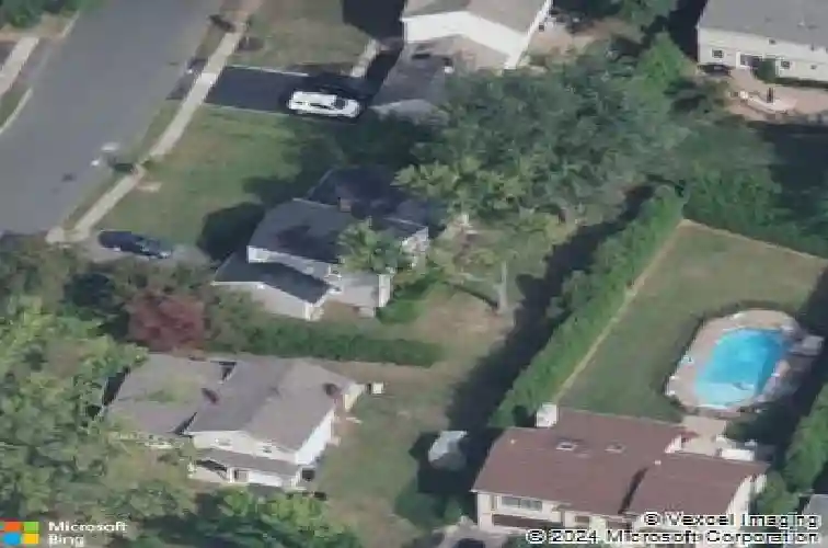 780 hilton pl, paramus,  NJ 07652