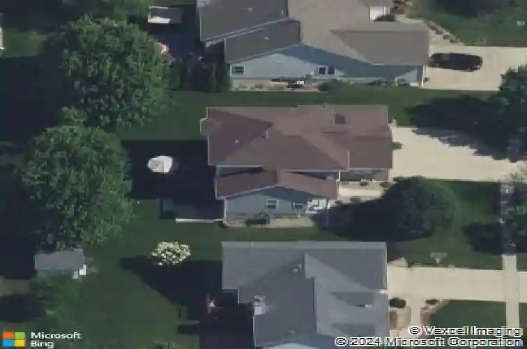 860 wolf ridge rd, hiawatha,  IA 52233