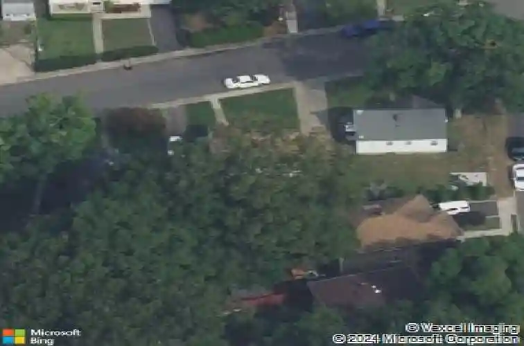 6 english ave, elmwood park,  NJ 07407