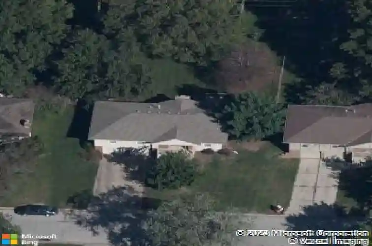 521 nw chateau dr, blue springs,  MO 64014