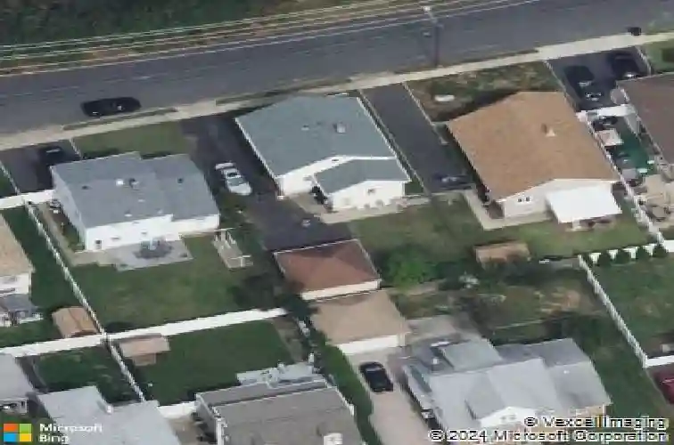 304 gilbert ave, elmwood park,  NJ 07407