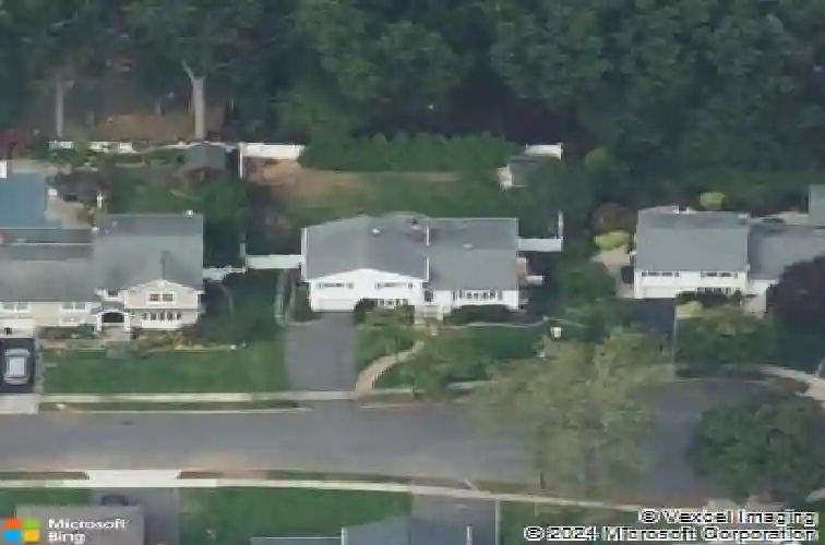 599 rhein ct, new milford,  NJ 07646