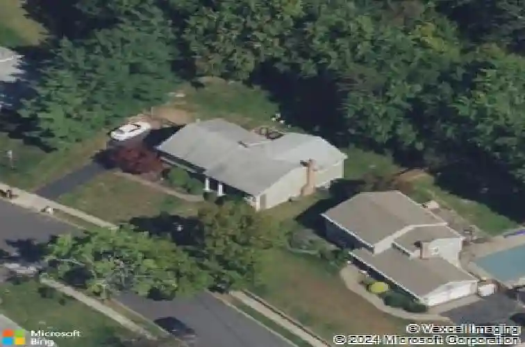 83 thackeray rd, oakland,  NJ 07436