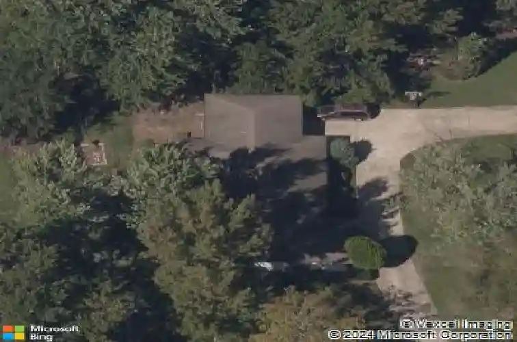 7620 ward pkwy, kansas city,  MO 64114