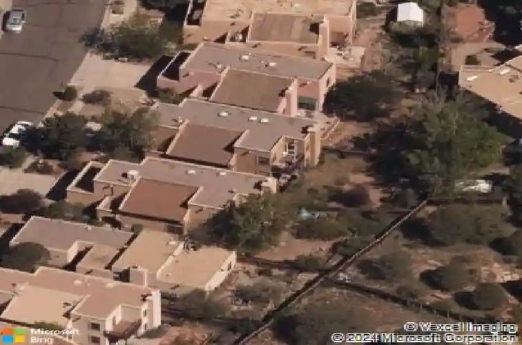 2921 viaje pavo real, santa fe,  NM 87505