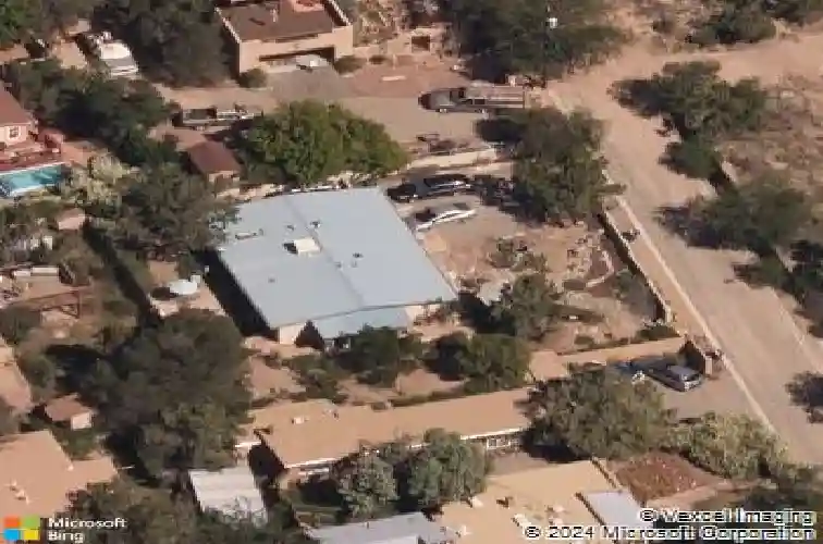 140 mesa vista st, santa fe,  NM 87501