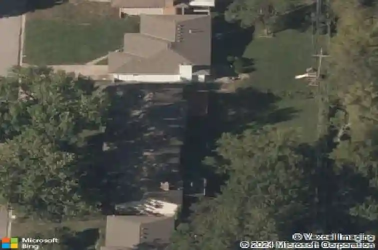 10427 baltimore ave, kansas city,  MO 64114