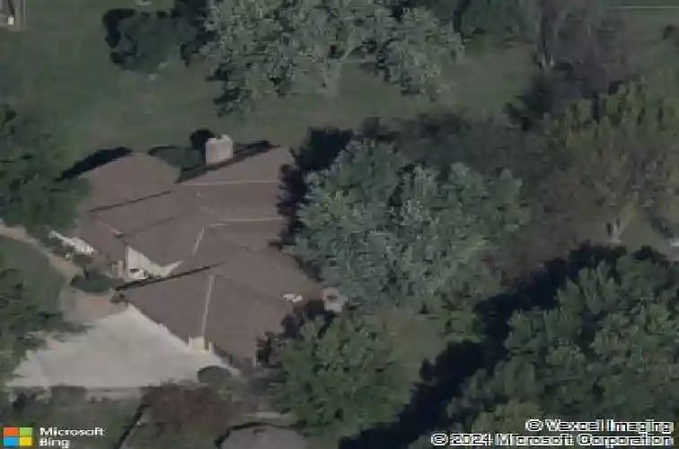 2006 e norma ct, excelsior springs,  MO 64024