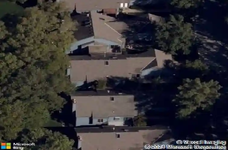 318 lakeside drive, liberty,  MO 64068