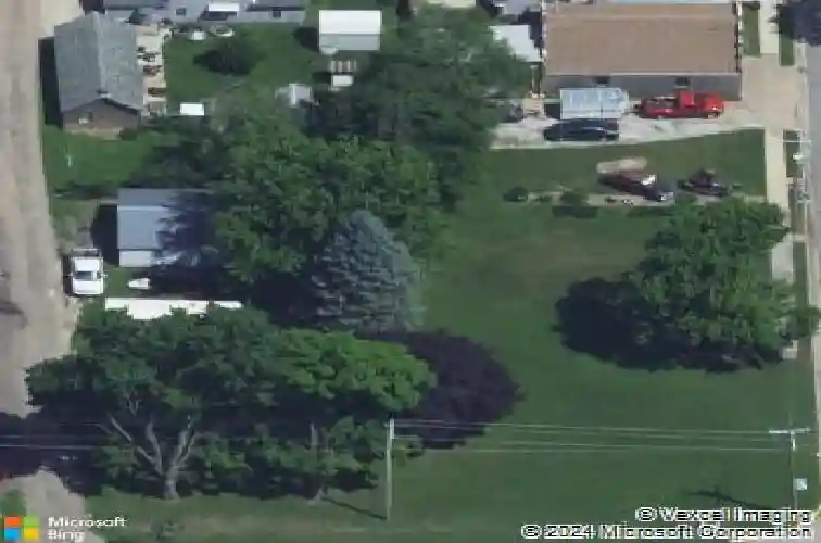 703 1st st, palo,  IA 52324