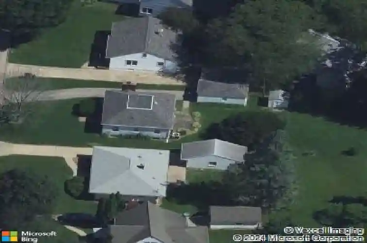 1274 elmhurst dr ne, cedar rapids,  IA 52402