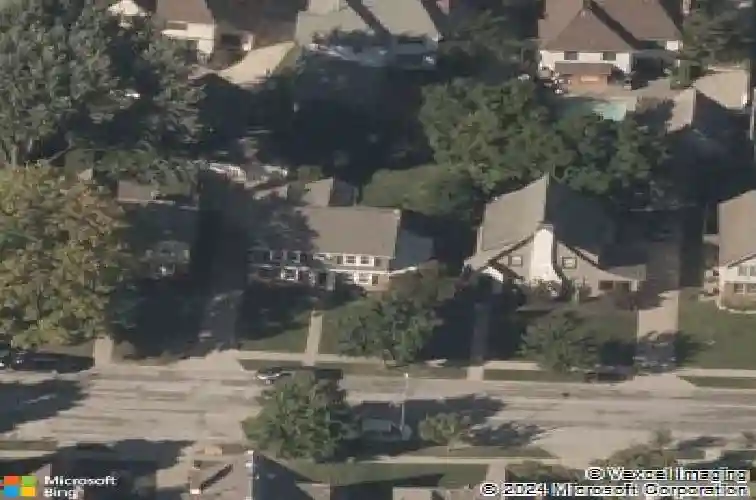 36 w 69th st, kansas city,  MO 64113