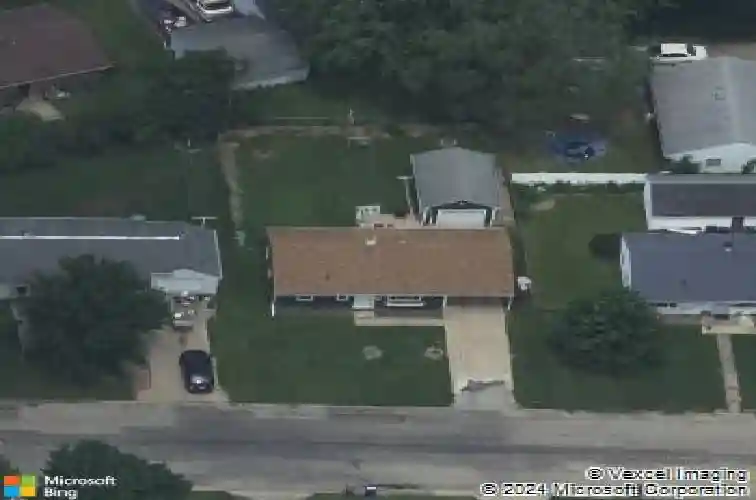 2410 8th ave sw, cedar rapids,  IA 52404