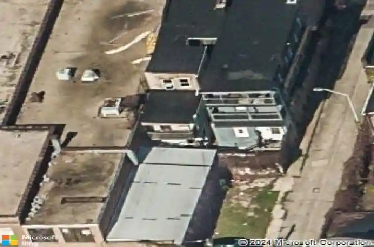 871 hollins st, baltimore,  MD 21201