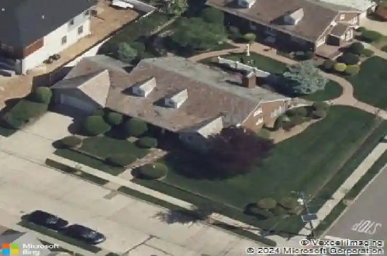 353 oakdene avenue, leonia,  NJ 07605