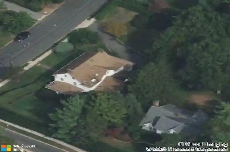 4 depeyster ave, tenafly,  NJ 07670