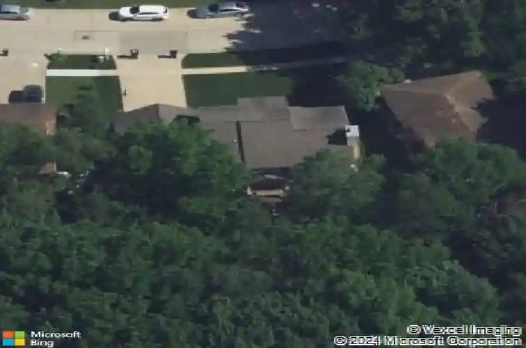 2066 vista cir nw, cedar rapids,  IA 52405