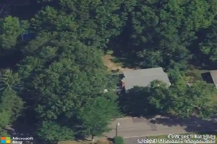 84 maplewood ave, hillsdale,  NJ 07642