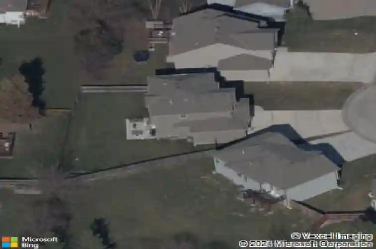 1273 sw nagona ln, lees summit,  MO 64082