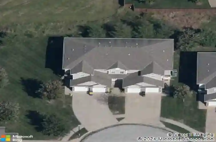 925 sw peach tree ln, lees summit,  MO 64064