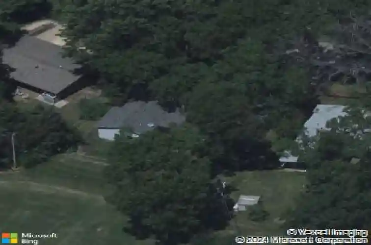 2325 aspen ln ne, cedar rapids,  IA 52402