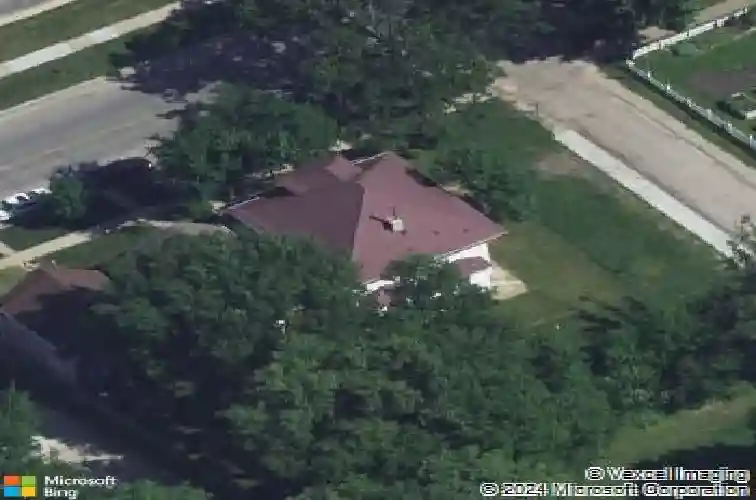 1043 5th ave se, cedar rapids,  IA 52403