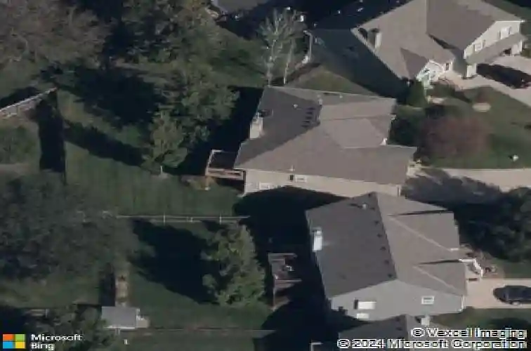 1020 ne woodbury ln, lees summit,  MO 64086