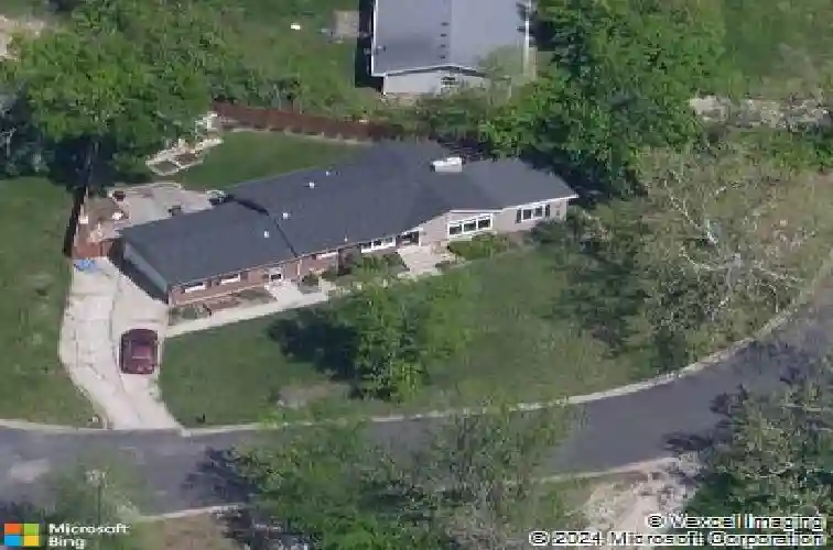 301 crown pt, columbia,  MO 65203