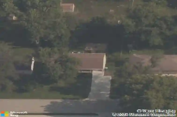 6320 w 82nd st, overland park,  KS 66204