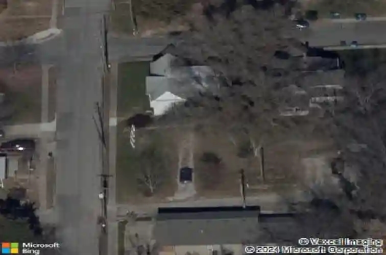 203 e pine st, liberty,  MO 64068