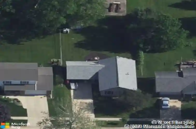 342 cambridge dr ne, cedar rapids,  IA 52402