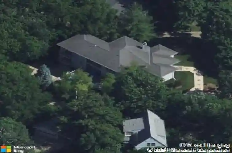 825 17th st se, cedar rapids,  IA 52403