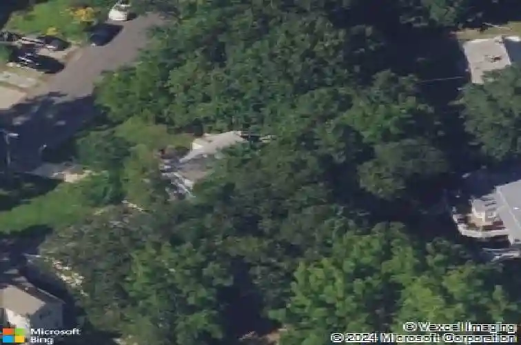 88 lakeshore dr, oakland,  NJ 07436