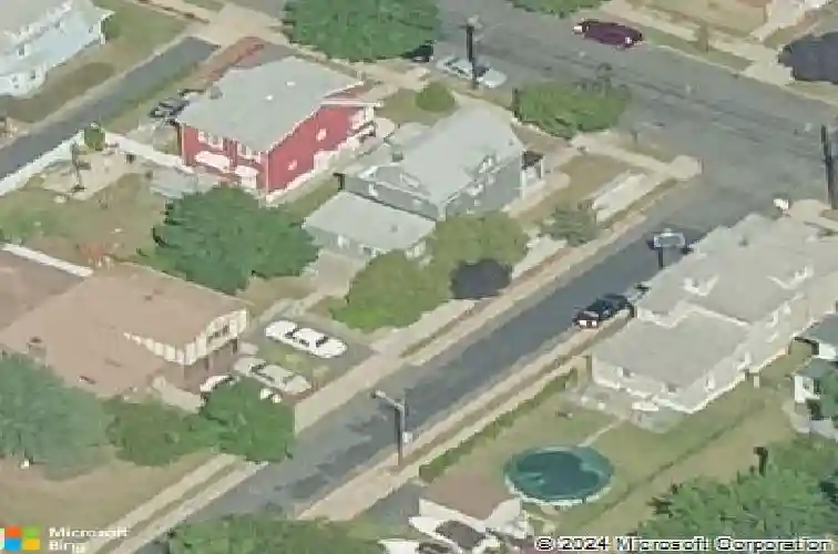 178 fern ave, lyndhurst,  NJ 07071