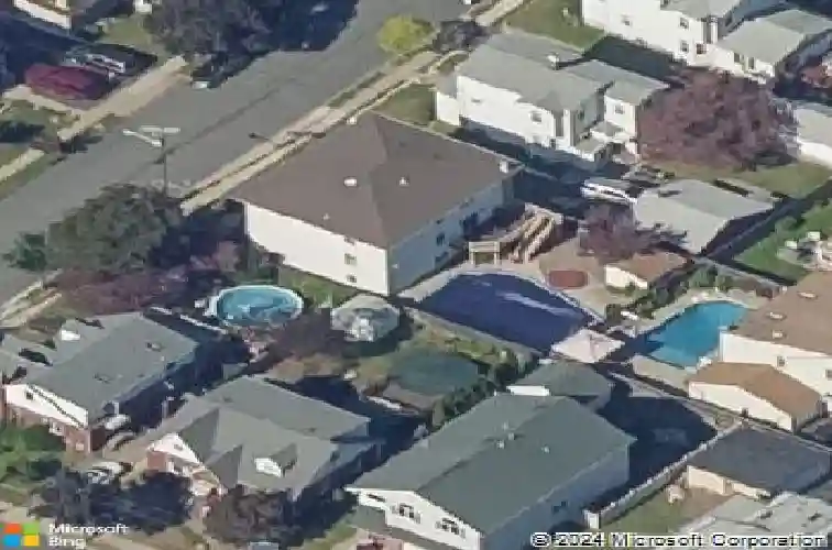 533 1st st, carlstadt,  NJ 07072