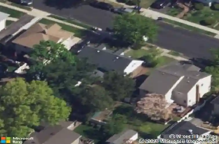 818 maple ave, ridgefield,  NJ 07657