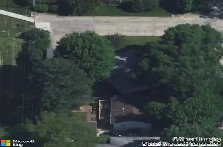 4432 regal ave ne, cedar rapids,  IA 52402