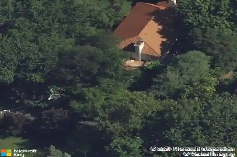 285 arch rd, englewood,  NJ 07631