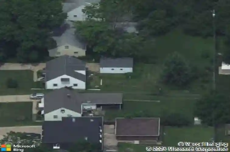 2215 hamilton st sw, cedar rapids,  IA 52404