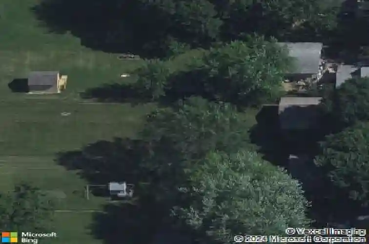 2446 fruitland blvd sw, cedar rapids,  IA 52404