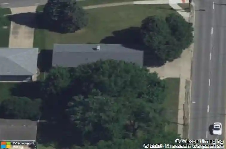 3403 1st ave sw, cedar rapids,  IA 52405