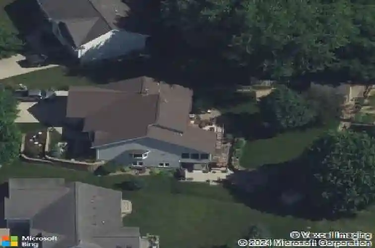 1403 jackson woods ct nw, cedar rapids,  IA 52405