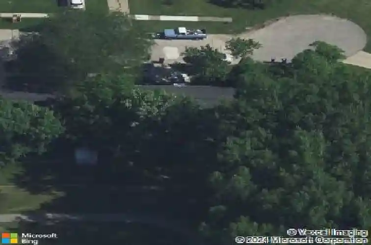 2801 schultz dr nw, cedar rapids,  IA 52405