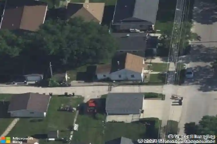 816 10th st nw, cedar rapids,  IA 52405