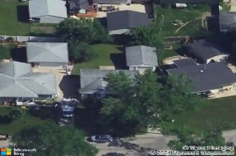 1048 clifton st ne, cedar rapids,  IA 52402