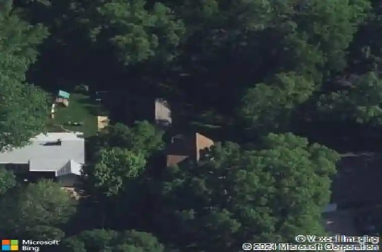 296 35th street dr se, cedar rapids,  IA 52403